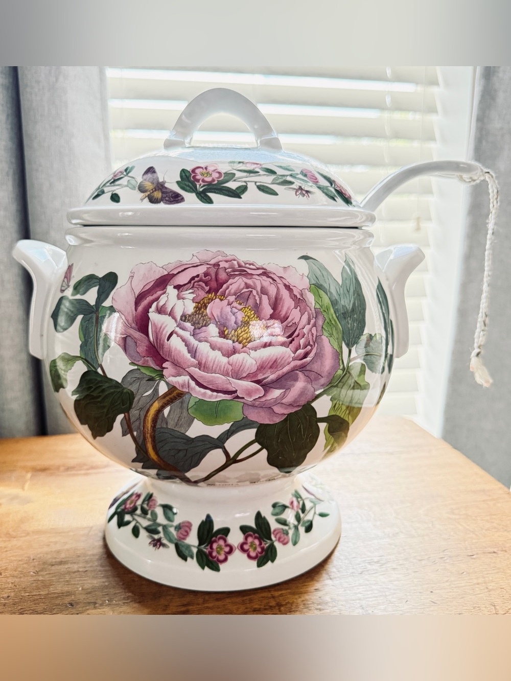 Portmeirion Botanic Garden Soup Tureen with Lid & Ladle – Shrubby Peony Pattern